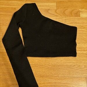 one shoulder long sleeve
